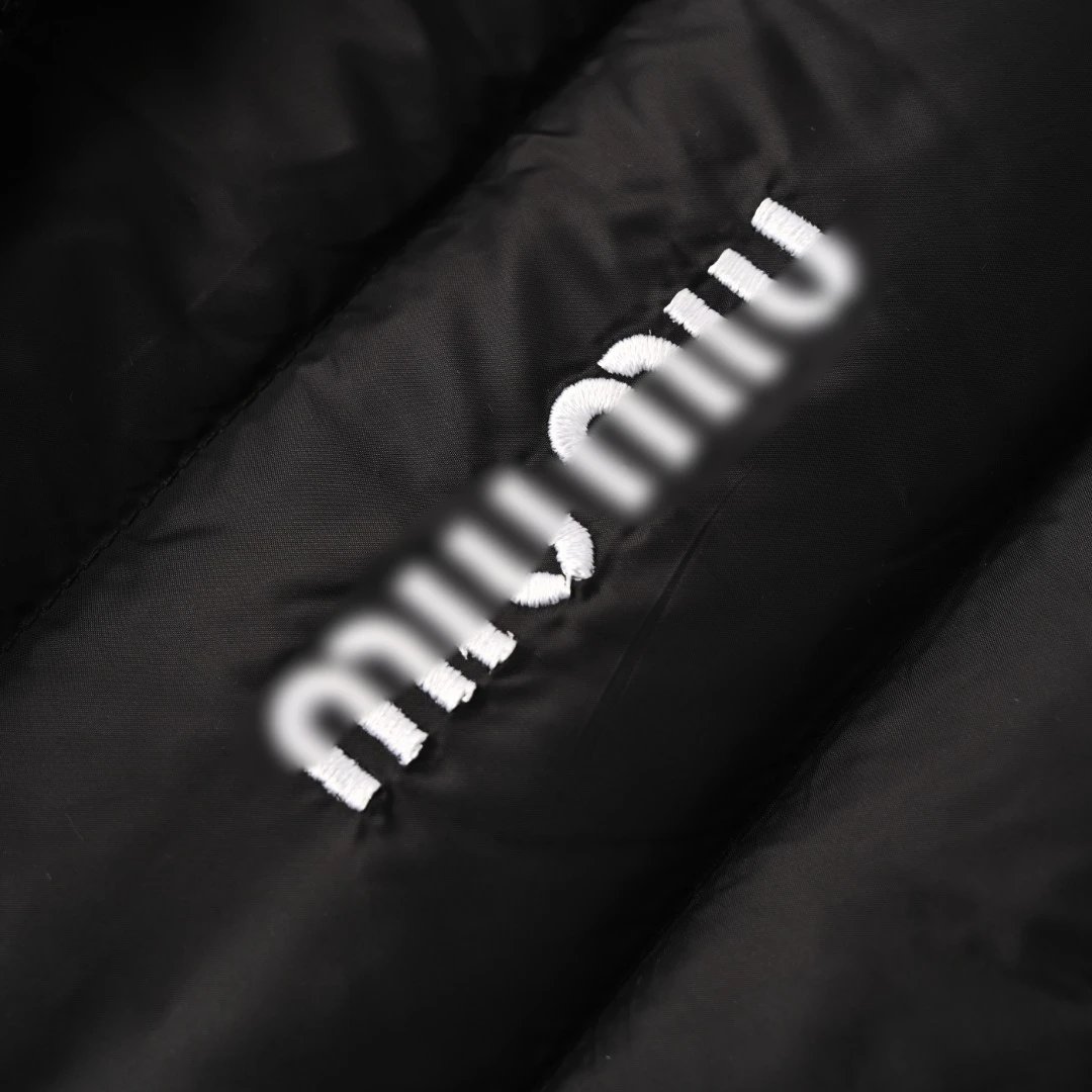 Letter Embroidered Lightweight Puffer Jacket photo 8