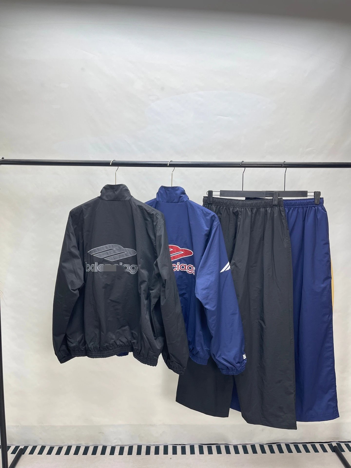 Logo Embroidery Soccer Tracksuit photo 7