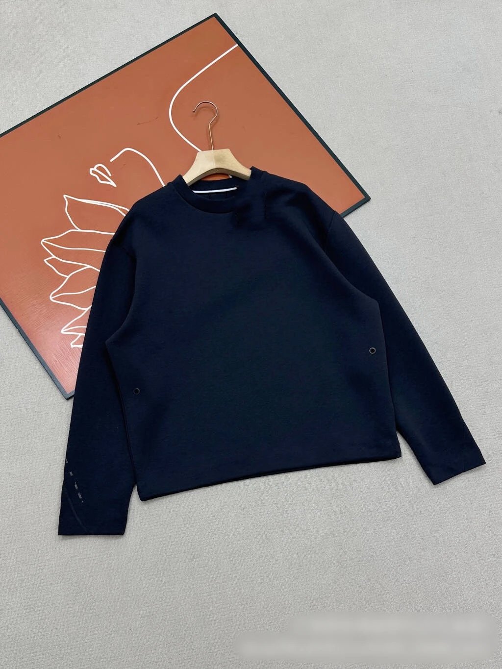 Knit Air Circle Crew Sweatshirt and Sweatpants photo 5