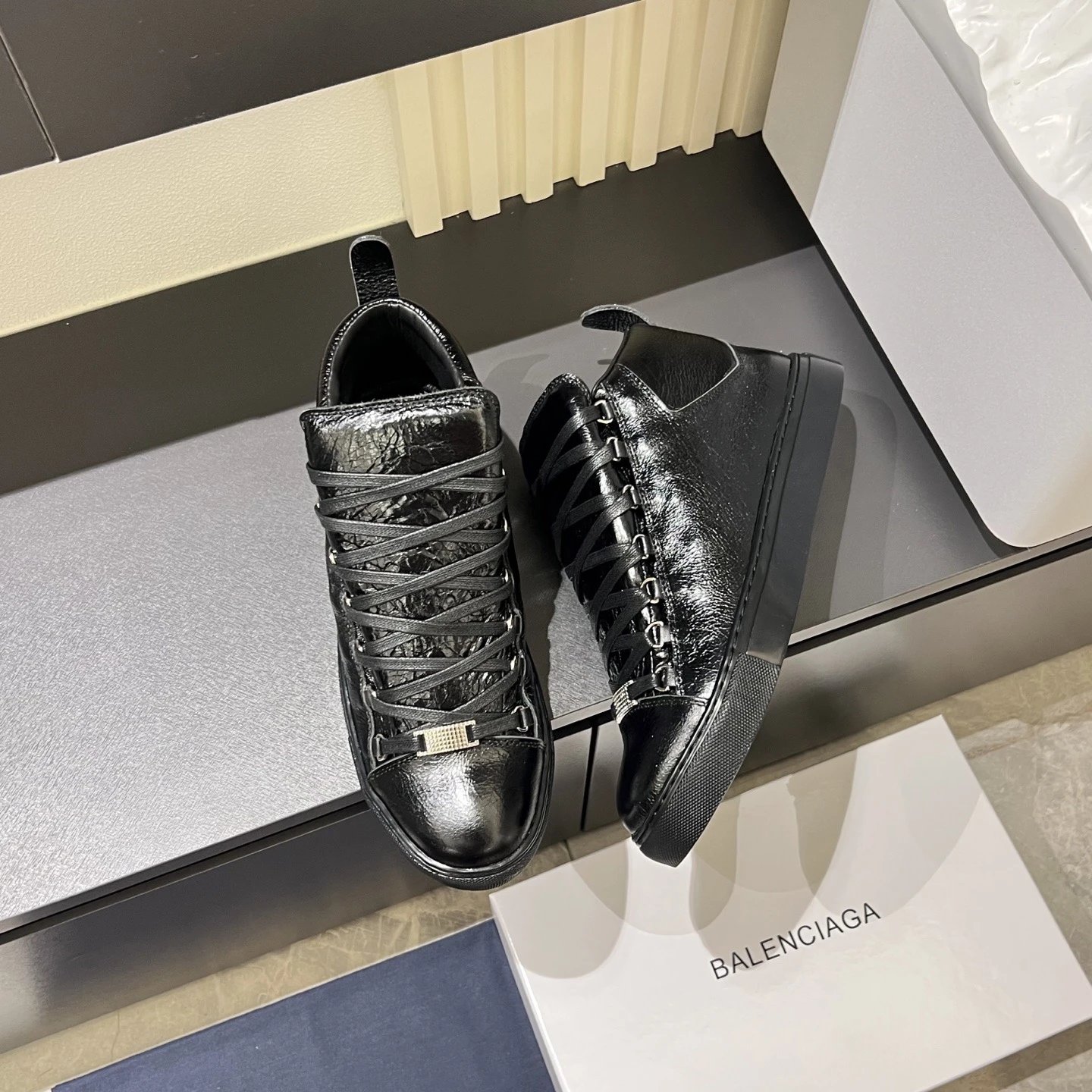 High Top Leather Casual Shoe photo 4