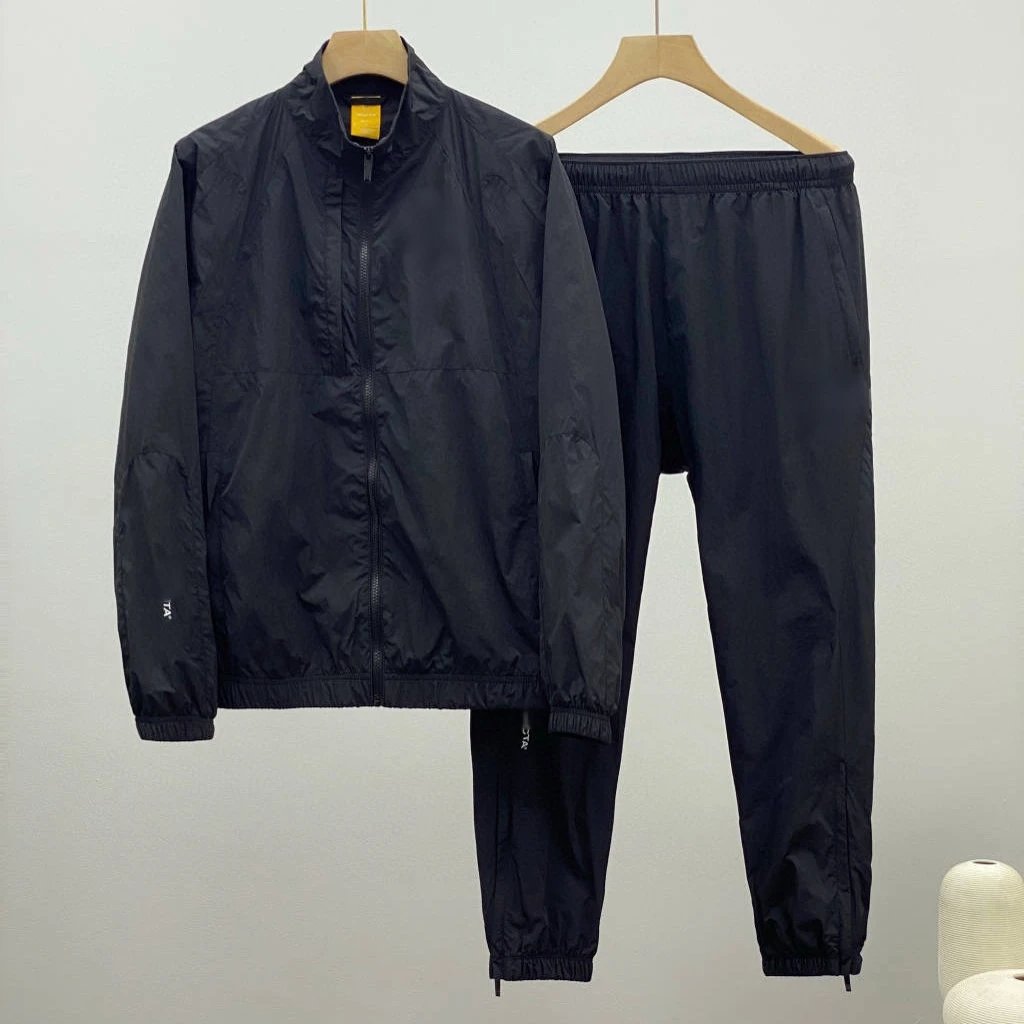 Woven Couple Windproof Sport Tracksuit photo 2
