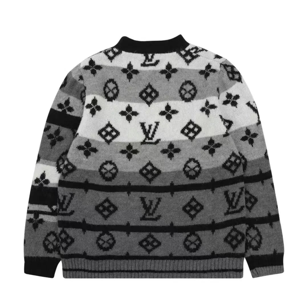 Cashmere Cardigan photo 3