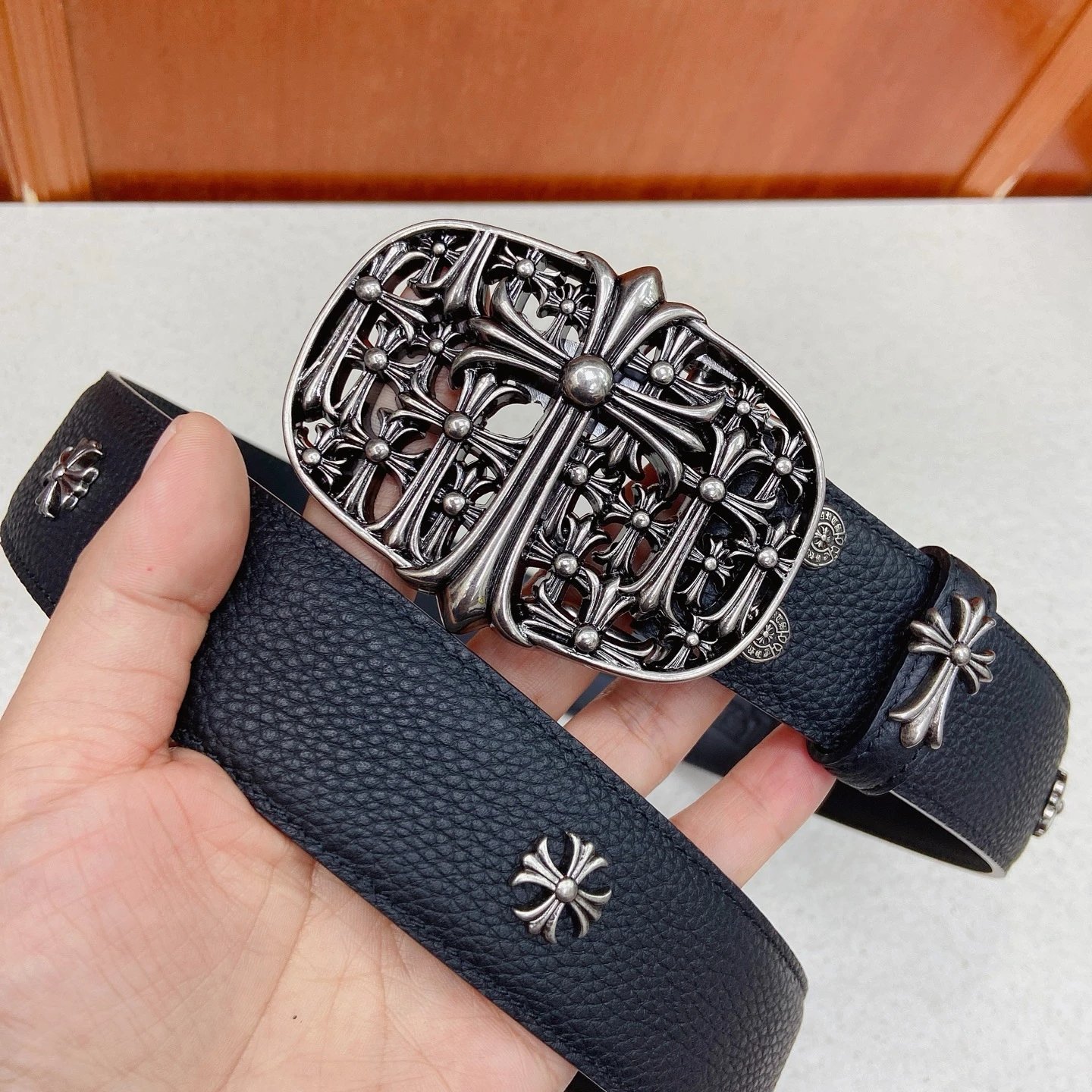 Metal Buckle Leather Belt photo 7