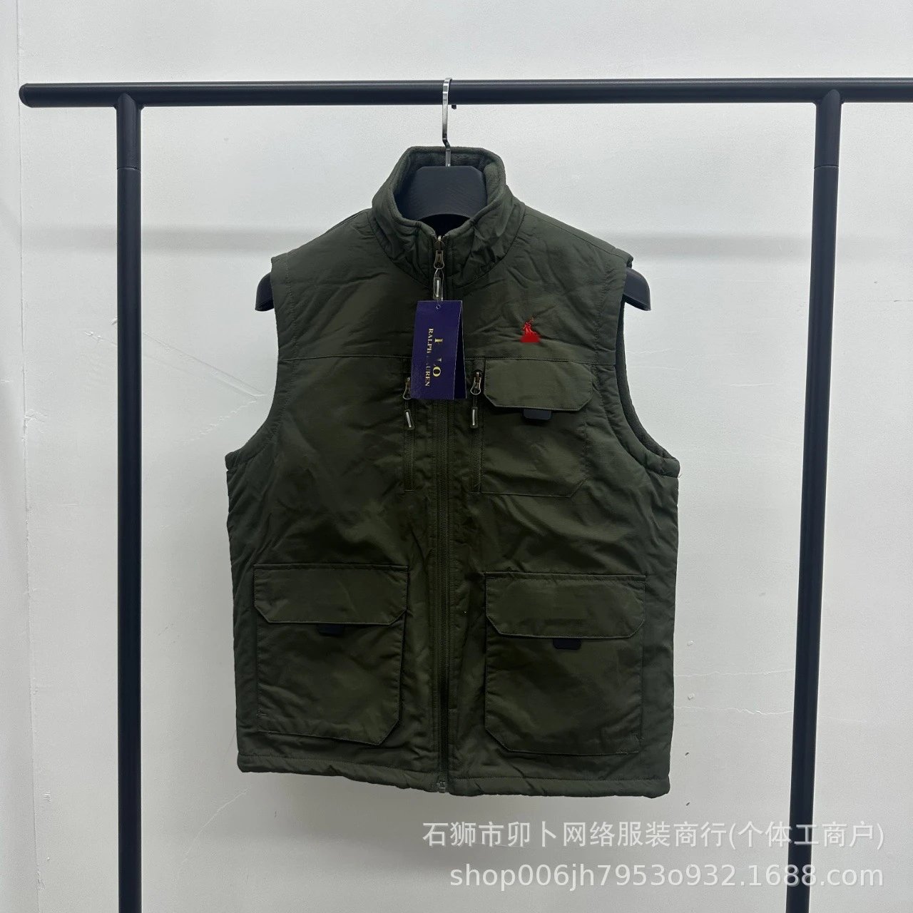 Men's Utility Gilet with Multiple Pockets photo 3