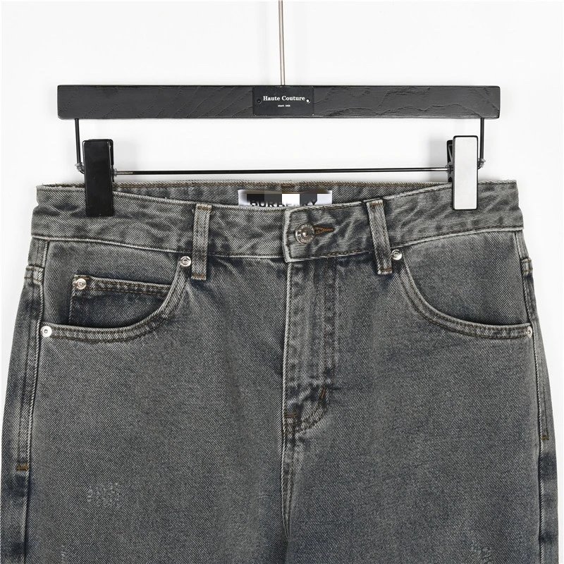 Straight Jeans with Pocket Embroidery photo 8