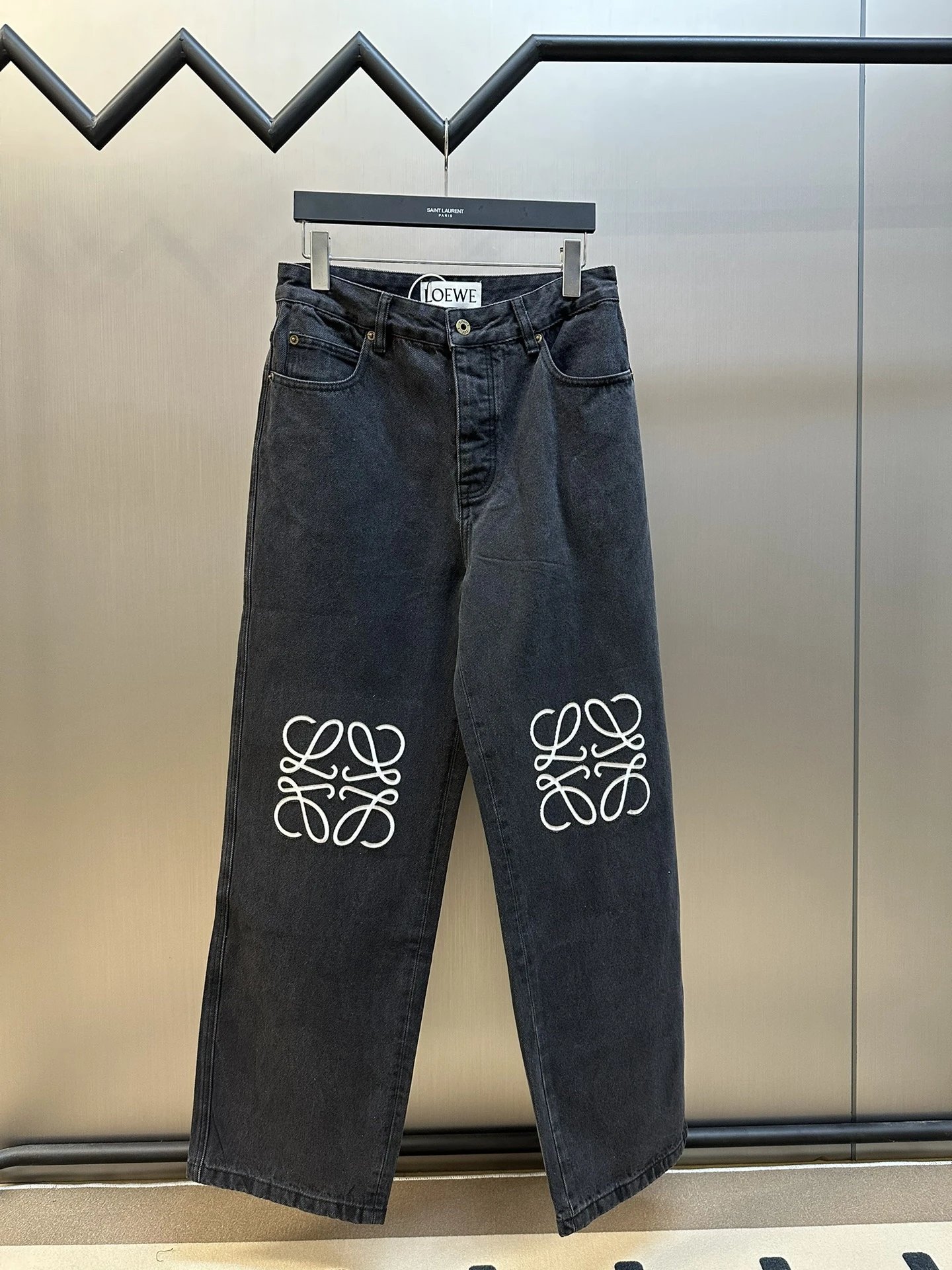 Knee Panel Denim Jeans photo 3