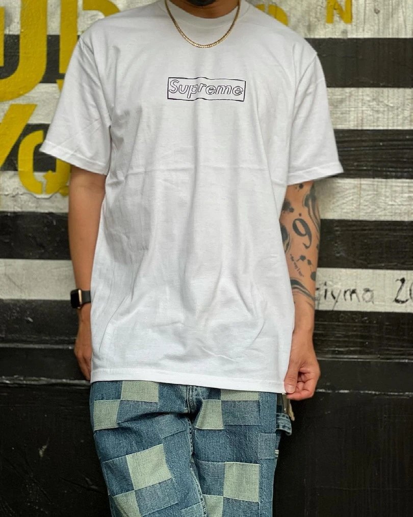 Straight Leg Couple T-Shirt photo 8