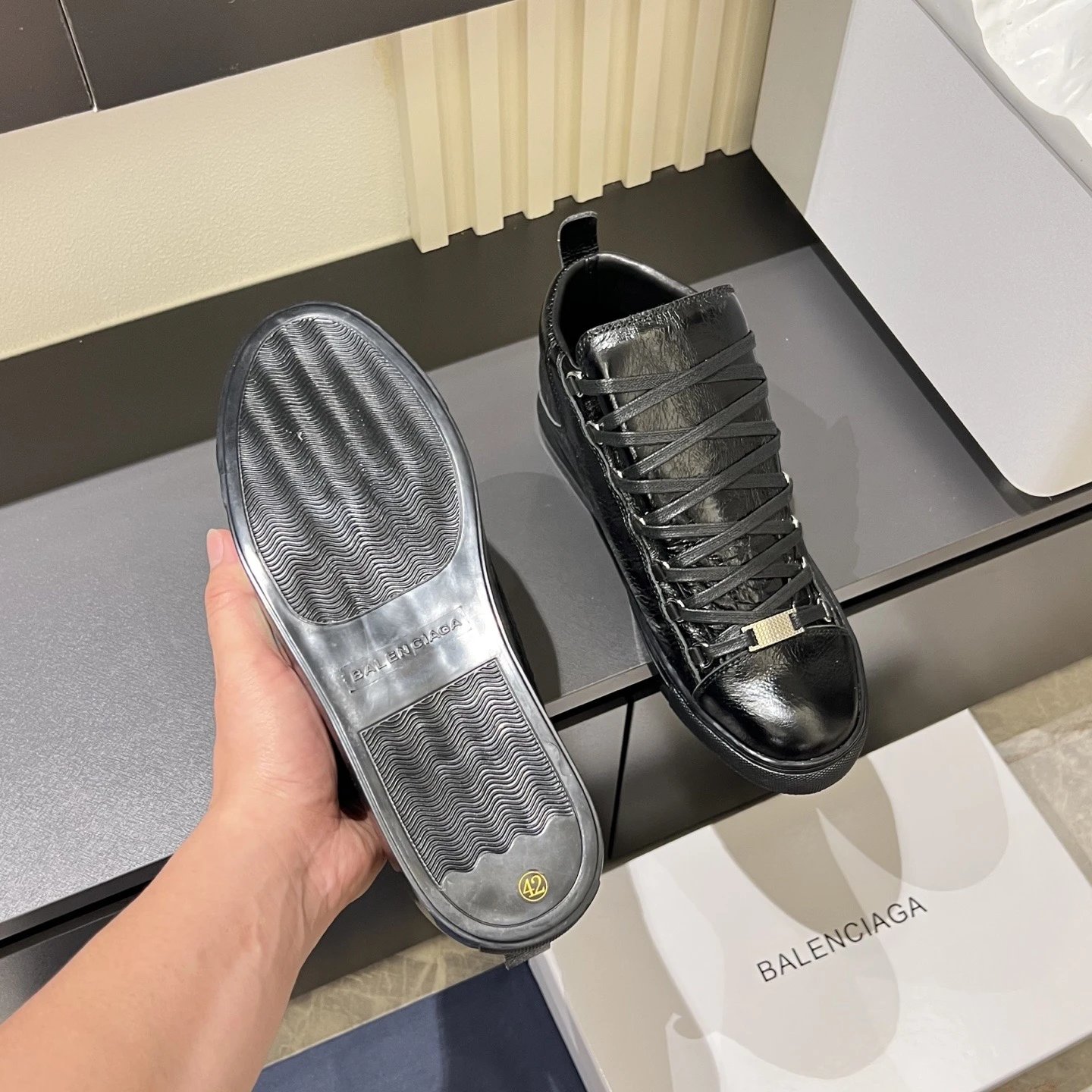 High Top Leather Casual Shoe photo 7
