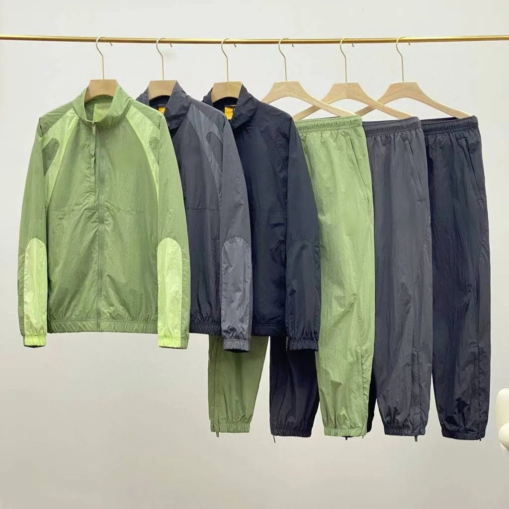 Woven Couple Windproof Sport Tracksuit