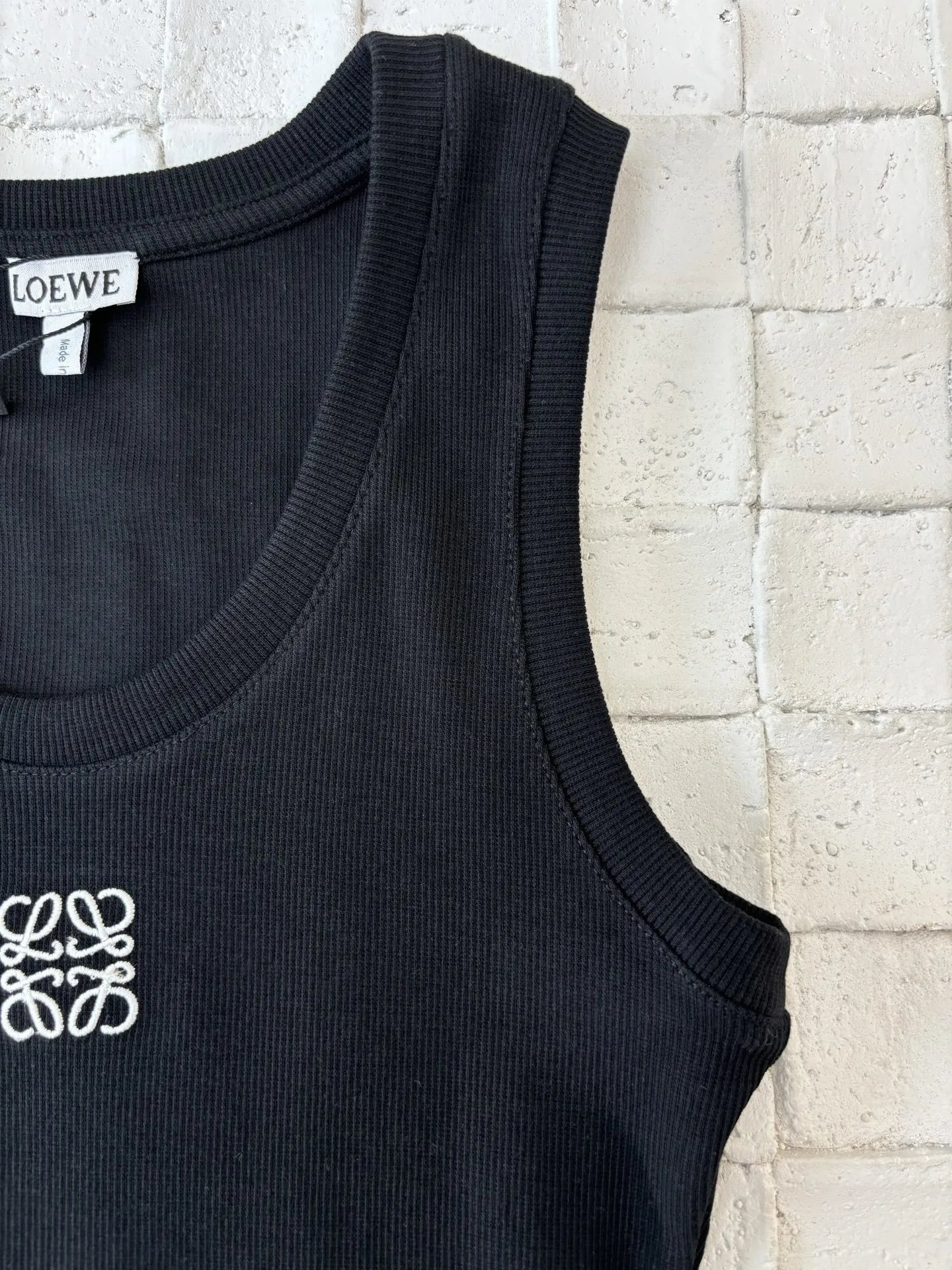 LO Vest photo 5