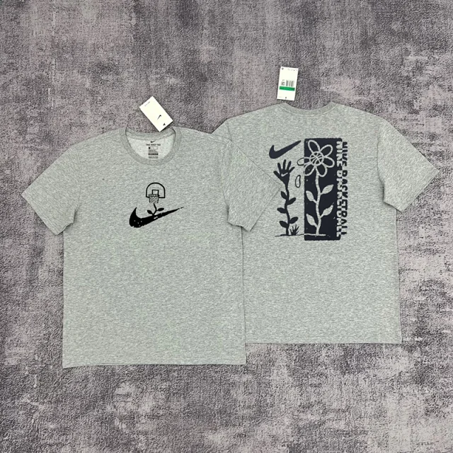 Nike T-Shirts Short-Sleeve Graphic Logo T-Shirt product detail image 45
