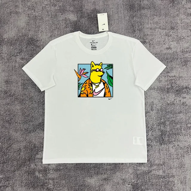 Nike T-Shirts Short-Sleeve Graphic Logo T-Shirt product detail image 21