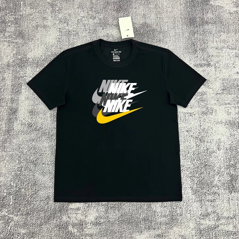 Nike T-Shirts Short-Sleeve Graphic Logo T-Shirt — 21