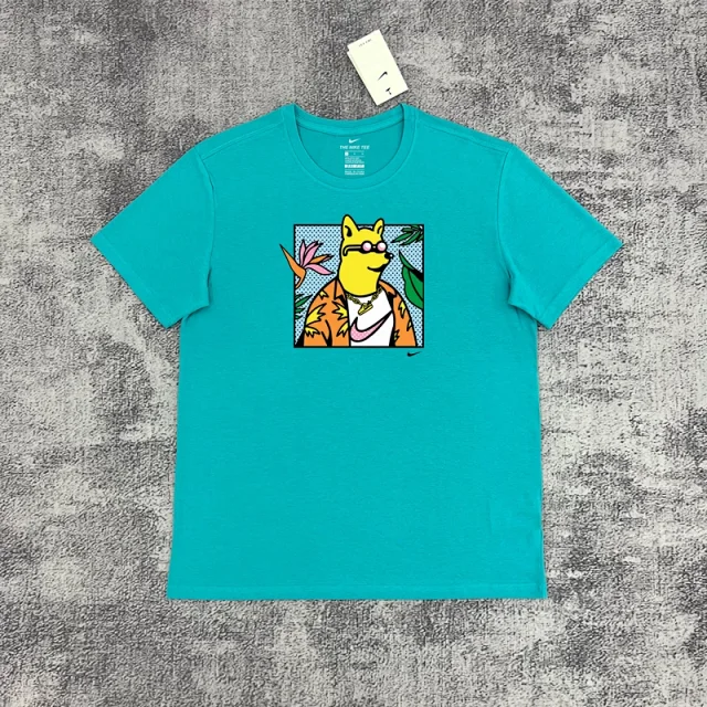 Nike T-Shirts Short-Sleeve Graphic Logo T-Shirt product detail image 24
