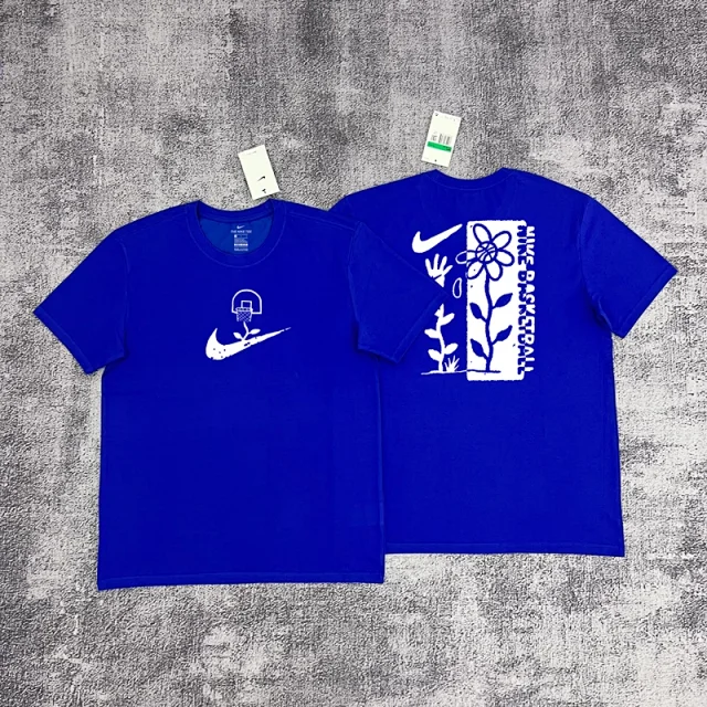 Nike T-Shirts Short-Sleeve Graphic Logo T-Shirt product detail image 48