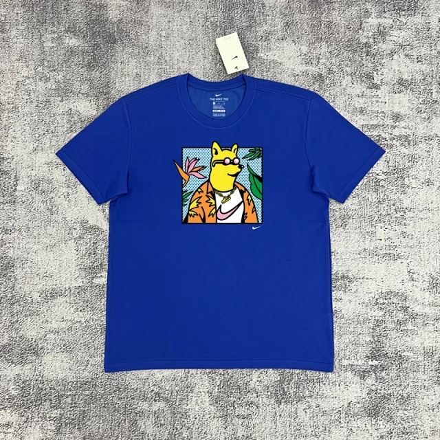 Nike T-Shirts Short-Sleeve Graphic Logo T-Shirt product detail image 25