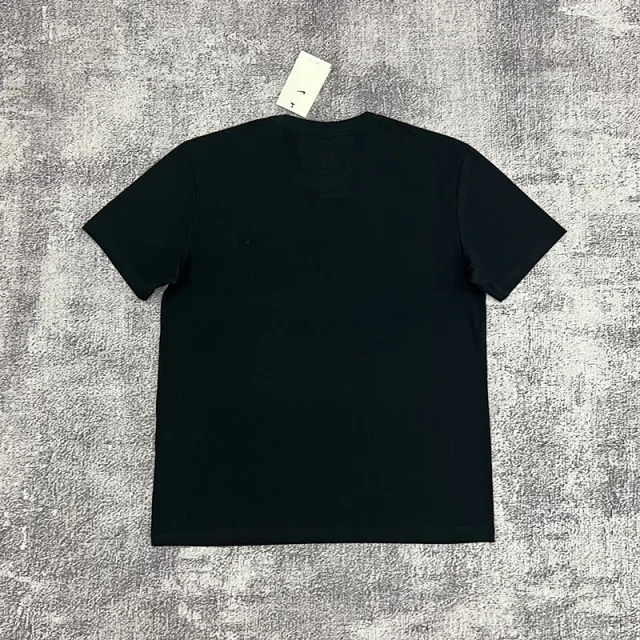 Nike T-Shirts Short-Sleeve Graphic Logo T-Shirt product detail image 4