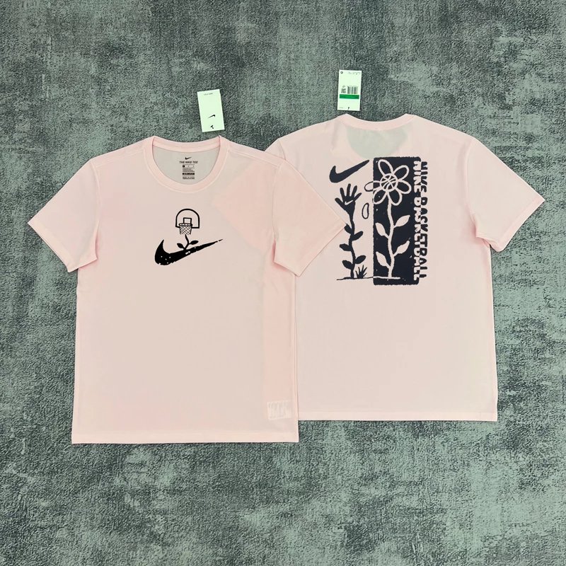 Nike T-Shirts Short-Sleeve Graphic Logo T-Shirt — 8