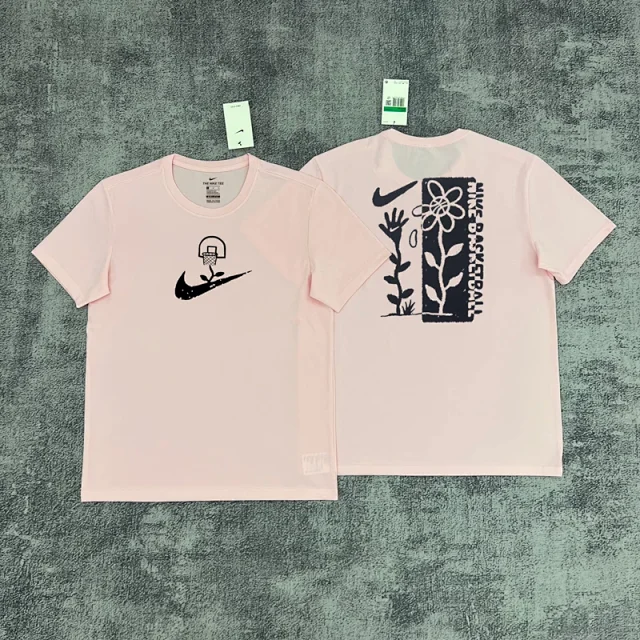 Nike T-Shirts Short-Sleeve Graphic Logo T-Shirt product detail image 46