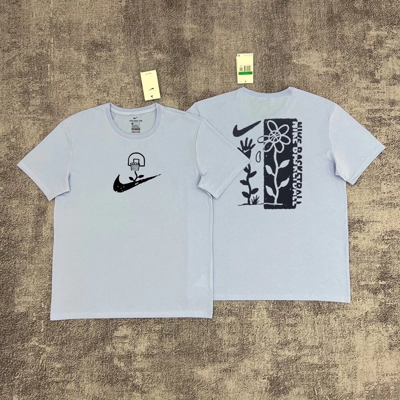Nike T-Shirts Short-Sleeve Graphic Logo T-Shirt — 5