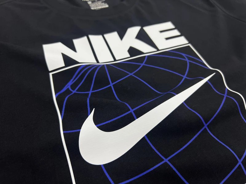 Nike T-Shirts Short-Sleeve Graphic Logo T-Shirt image 10