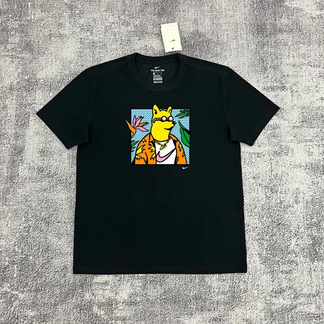 Nike T-Shirts Short-Sleeve Graphic Logo T-Shirt product detail image 20