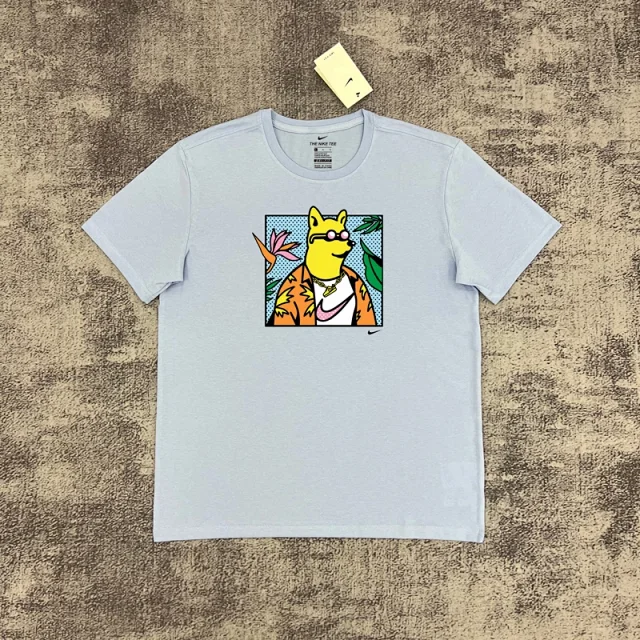 Nike T-Shirts Short-Sleeve Graphic Logo T-Shirt product detail image 26