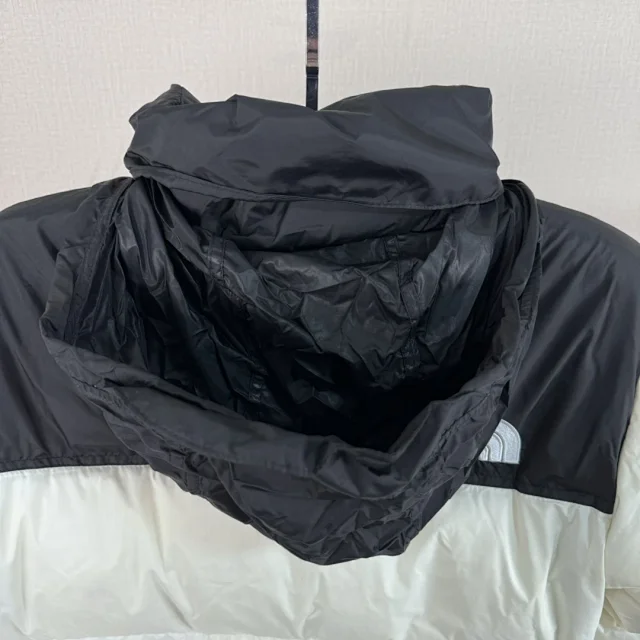 The North Face Down Jackets 1996 hooded color-block puffer product detail image 90