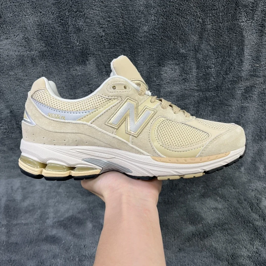 New Balance 2002