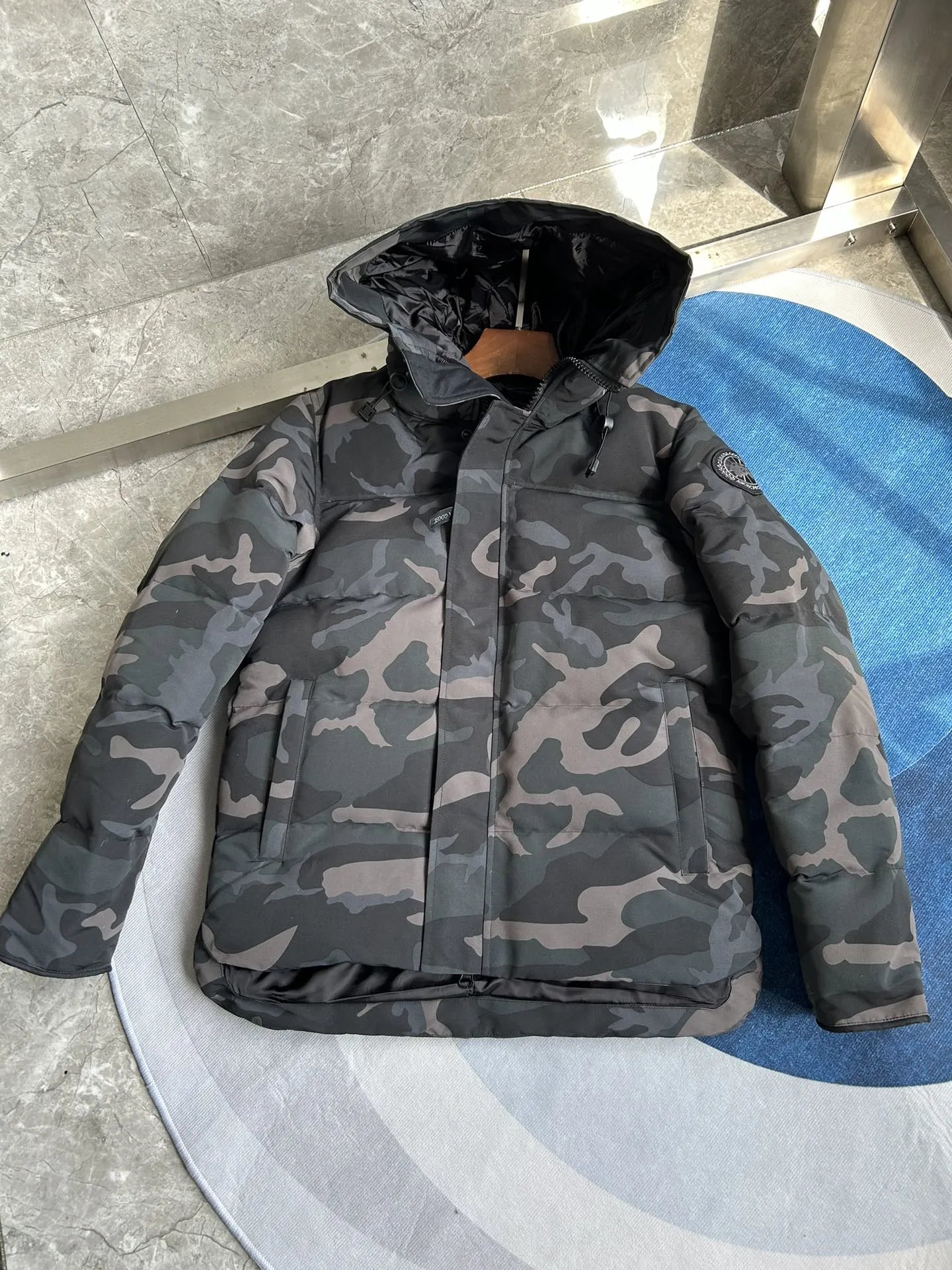 Black Camouflage Black Label E26