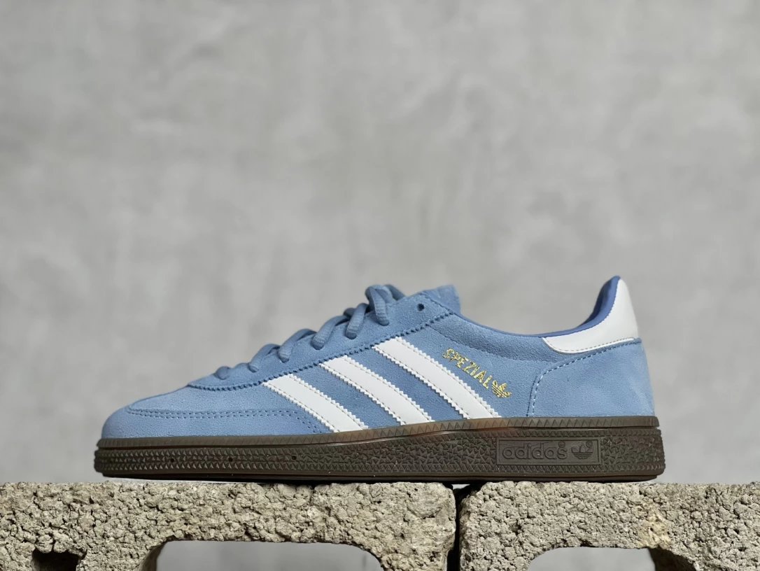 Blue/White BD7632