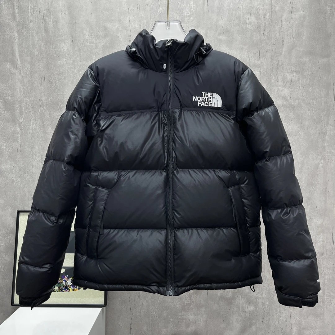 96 feathers glossy black