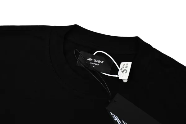 Represent Shark Graphic Oversized T-Shirt Beige - 31