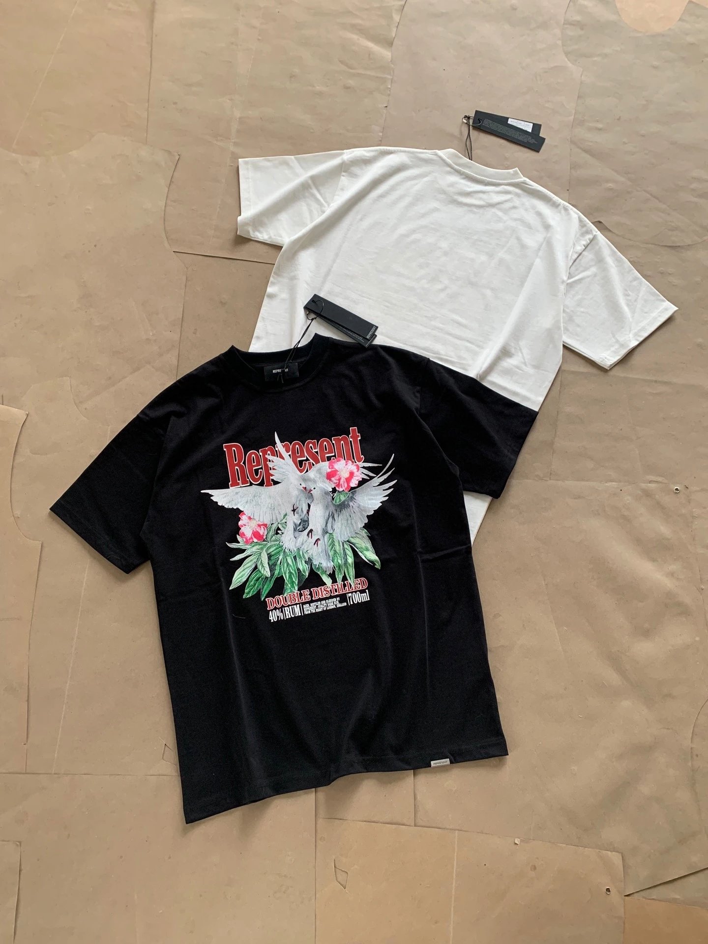 Represent Manchester City Inspired Graphic T-Shirt Off-White - 12