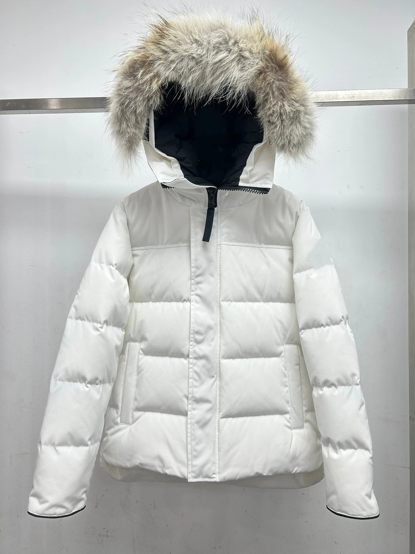 Pure white black badge fur