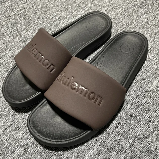 lululemon Sandals Restfeel Slide product detail image 33
