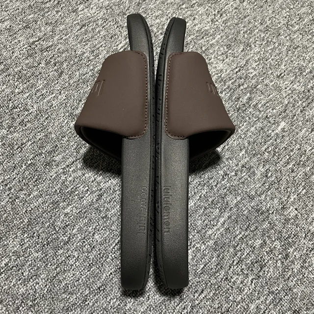 lululemon Sandals Restfeel Slide product detail image 39
