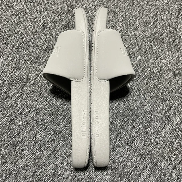 lululemon Sandals Restfeel Slide product detail image 17