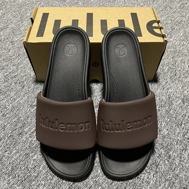 lululemon Sandals Restfeel Slide product detail image 38