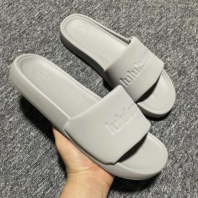 lululemon Sandals Restfeel Slide product detail image 23