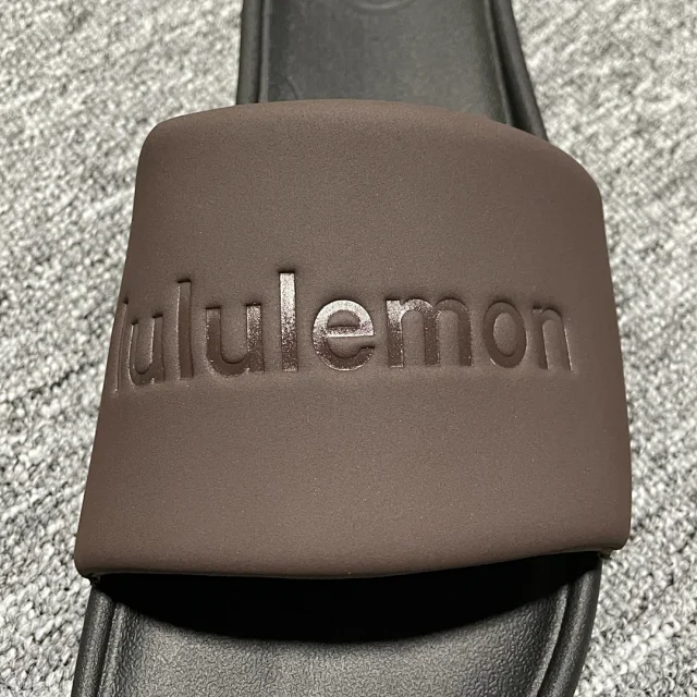lululemon Sandals Restfeel Slide product detail image 36