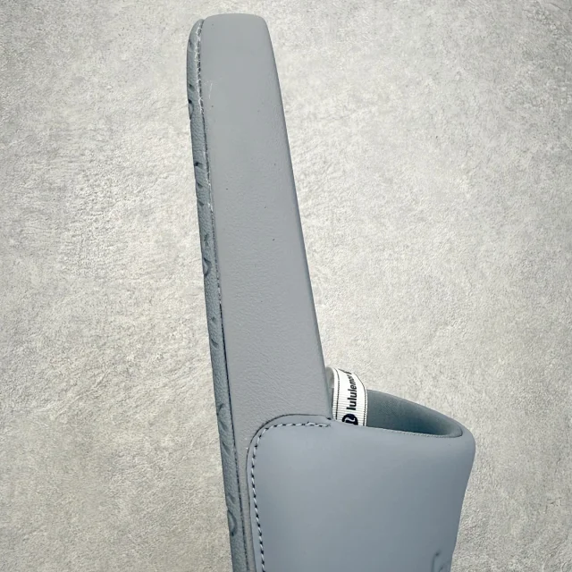 lululemon Sandals Restfeel Slide product detail image 86