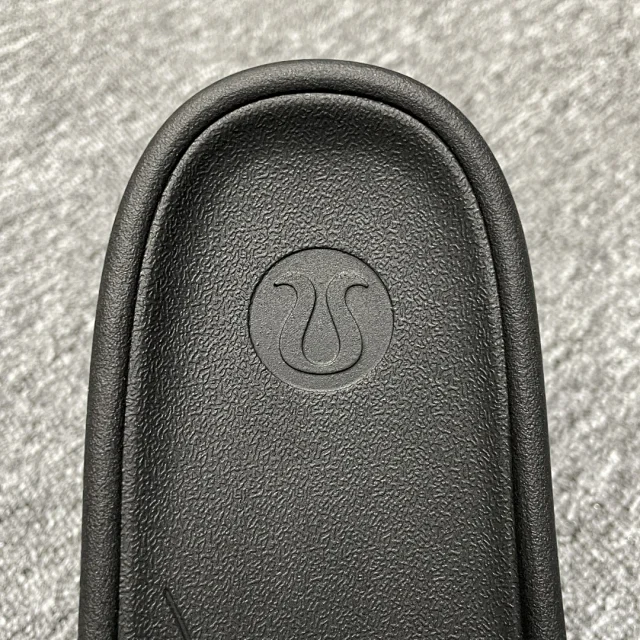 lululemon Sandals Restfeel Slide product detail image 32