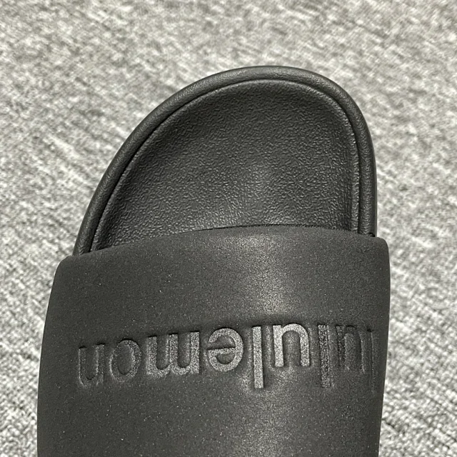 lululemon Sandals Restfeel Slide product detail image 40