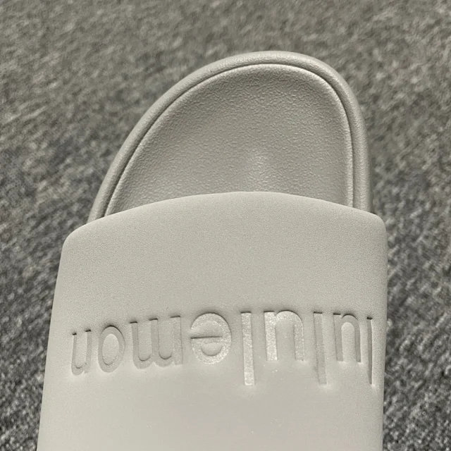 lululemon Sandals Restfeel Slide product detail image 28