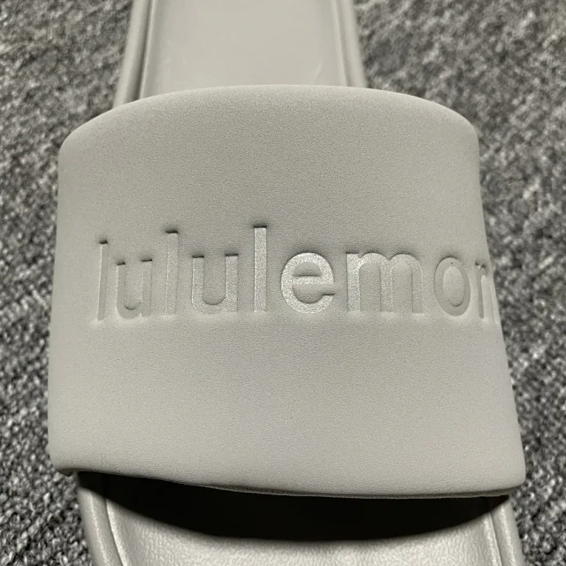 lululemon Sandals Restfeel Slide product detail image 18