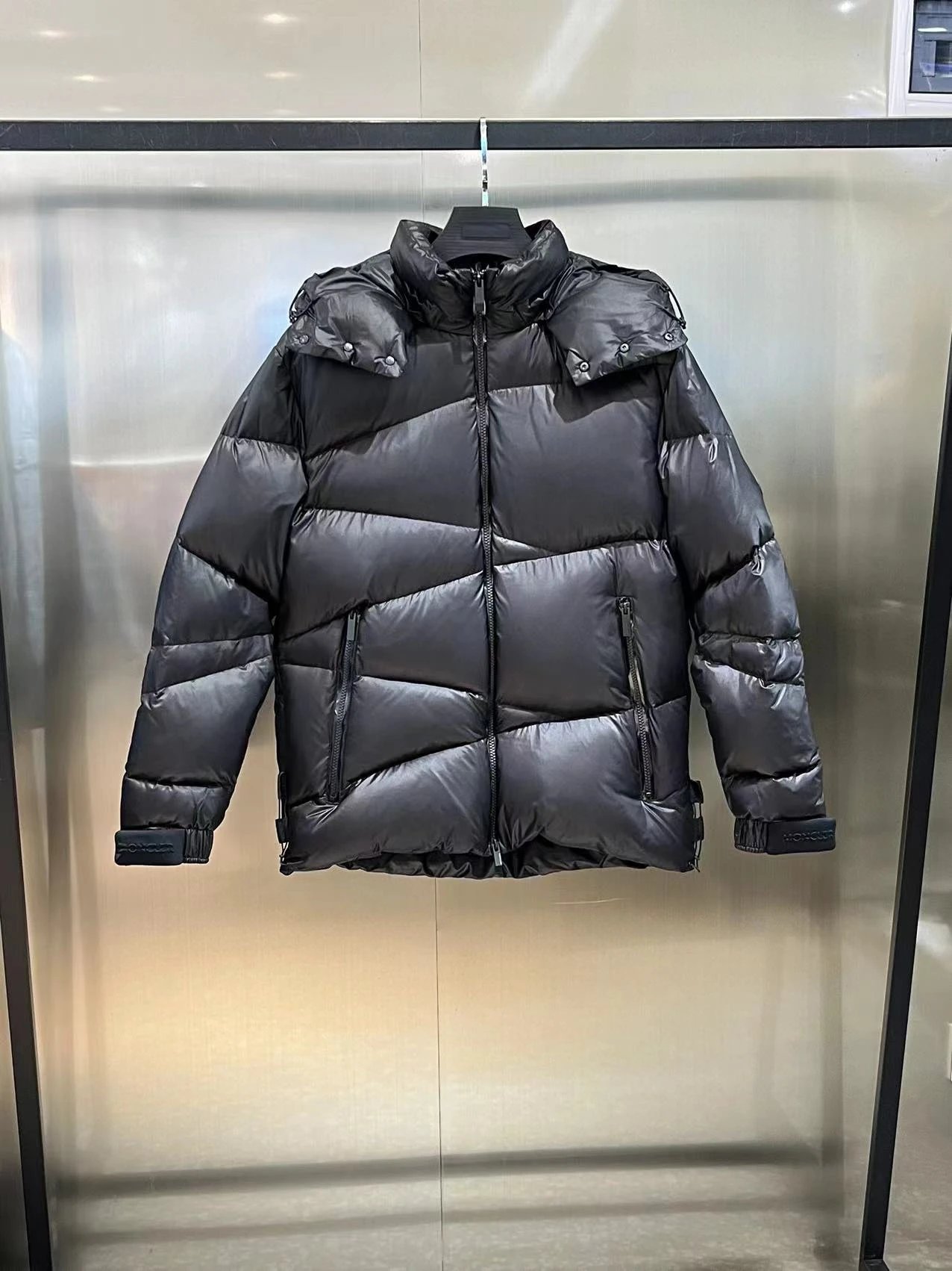 L SKU image