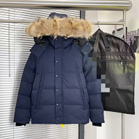 Canada Goose Puffer Jacket — seller photo 5