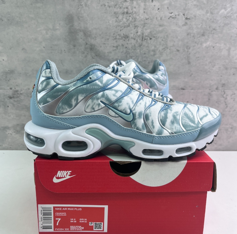 Nike Air Max Plus Tie-Dye Sneakers
