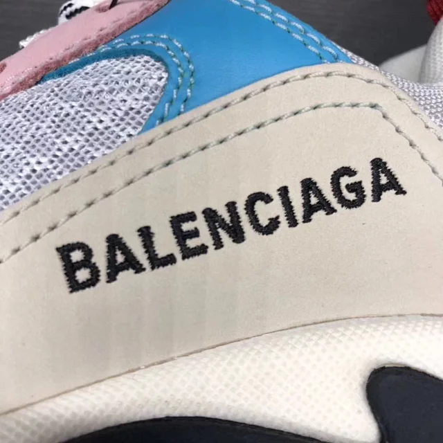 顶级新 Plus版 国产 版 Balenciaga Tripe S 巴黎 世家 复 古老爹 鞋 白玉浅做旧 顶级新 Plus版 国产 版 Balenciaga Tripe S 巴黎 世家 复 古老爹 鞋 白玉浅做旧